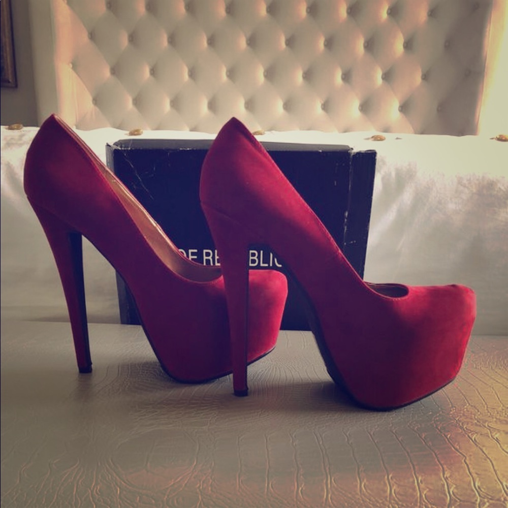 Shoe Republic LA Pump